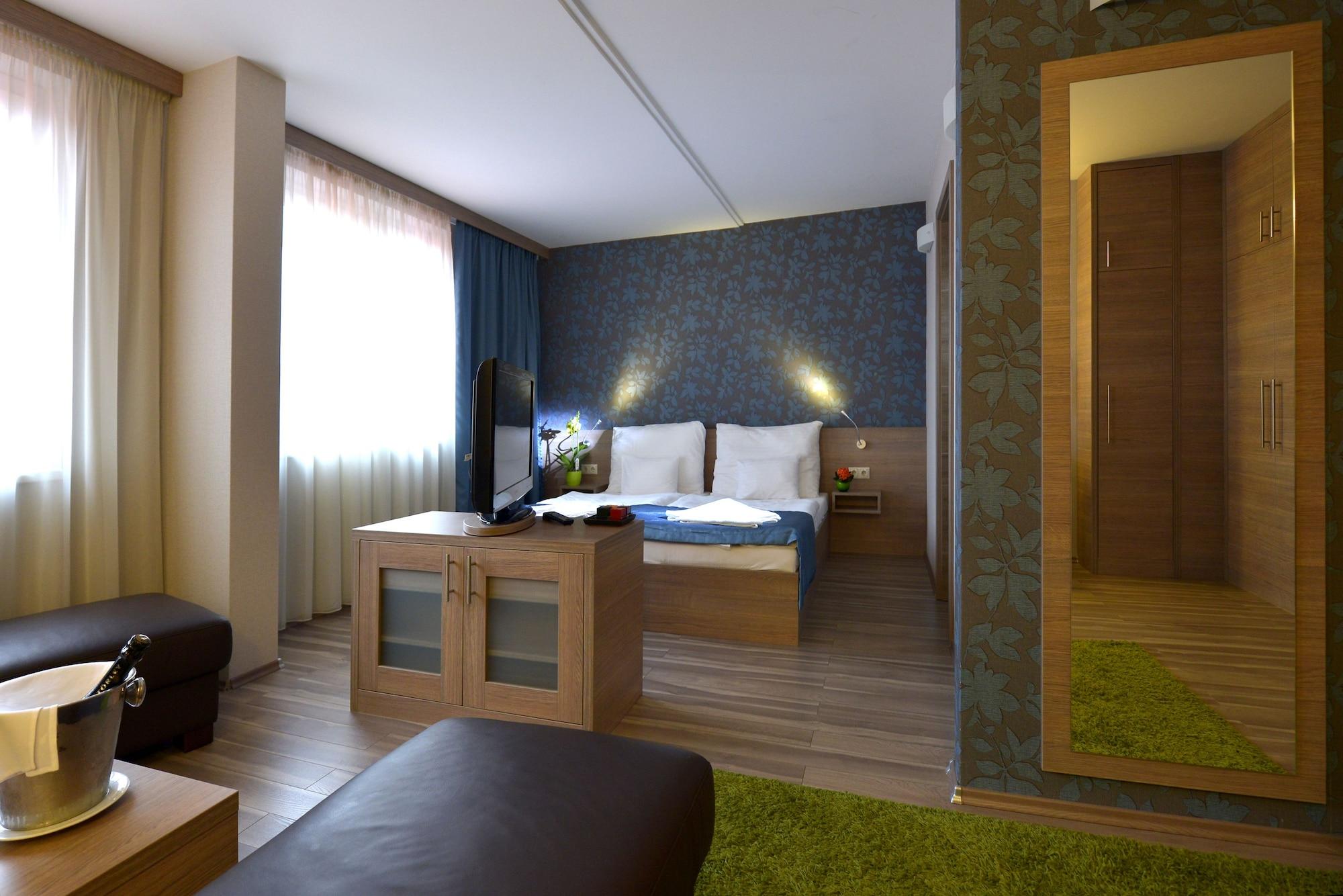 วิตตา โฮเทล ซูพีเรียร์ บูดาเปสต์ Hotel ภายนอก รูปภาพ