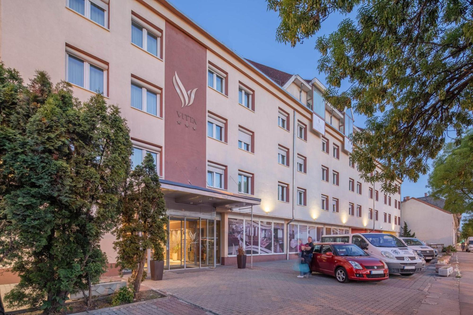 วิตตา โฮเทล ซูพีเรียร์ บูดาเปสต์ Hotel ภายนอก รูปภาพ